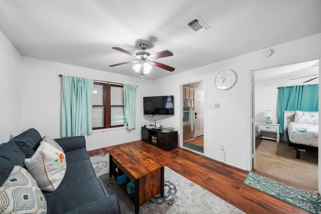 Galveston Beach House Family/Pet Friendly Bagian luar foto