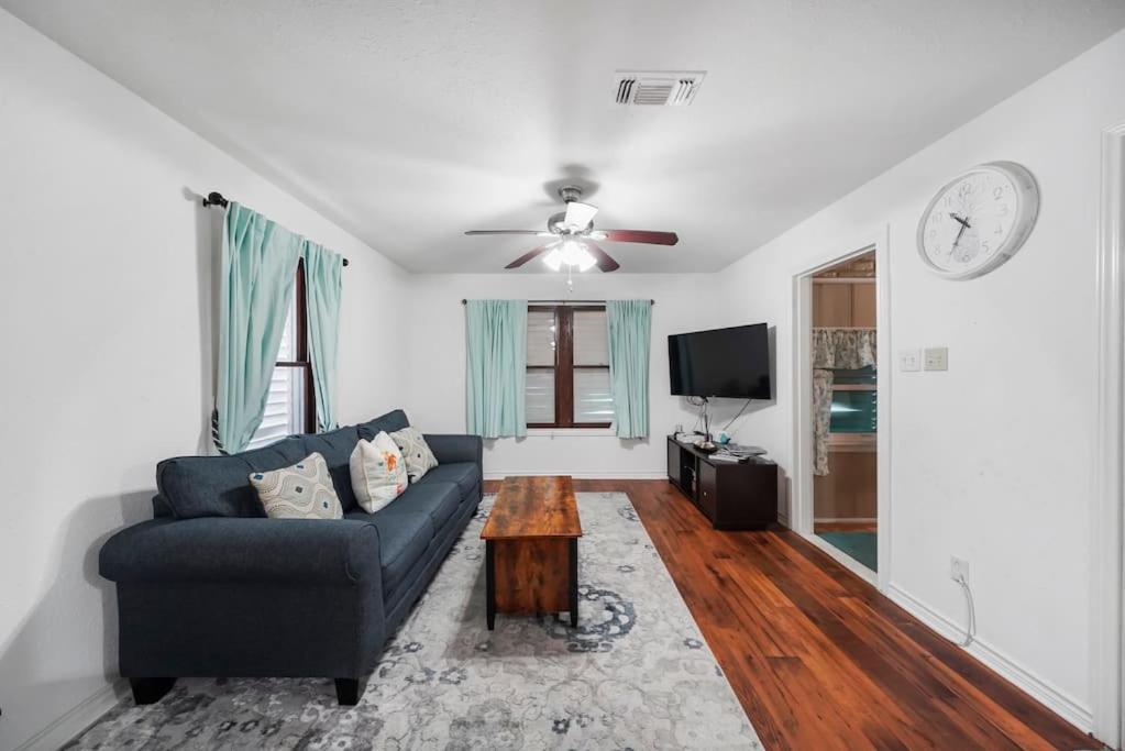 Galveston Beach House Family/Pet Friendly Bagian luar foto