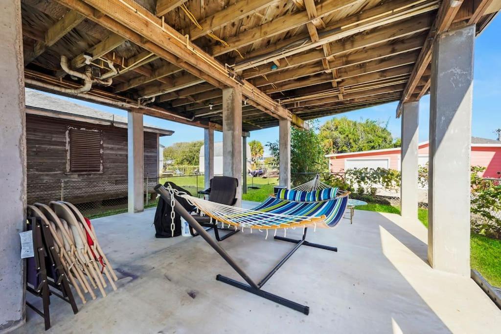 Galveston Beach House Family/Pet Friendly Bagian luar foto